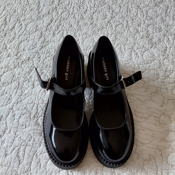 Madden Girl Thunderr Black Mary Jane's Size 9.5 NWOB - Picture 5 of 8